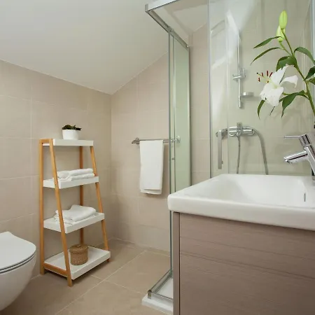Charming Beach Villa In Vela Luka